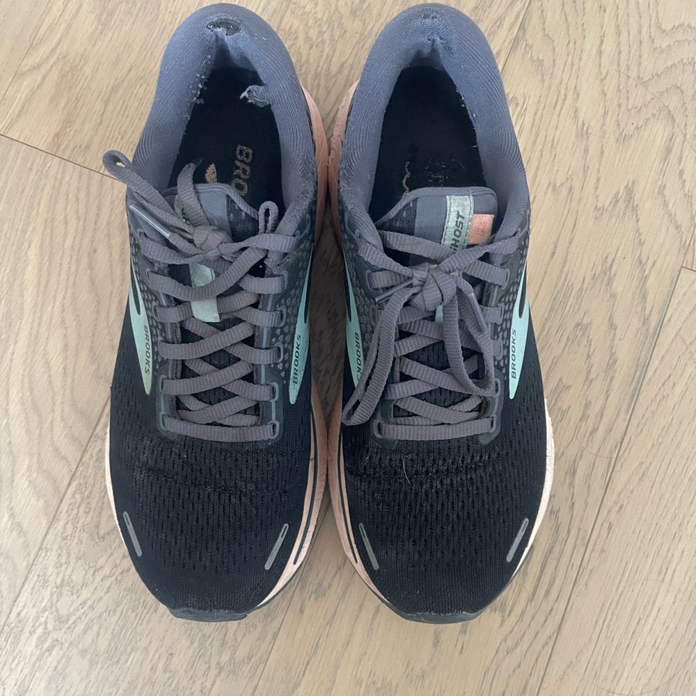 Brooks Ghost - Picture 2 of 5